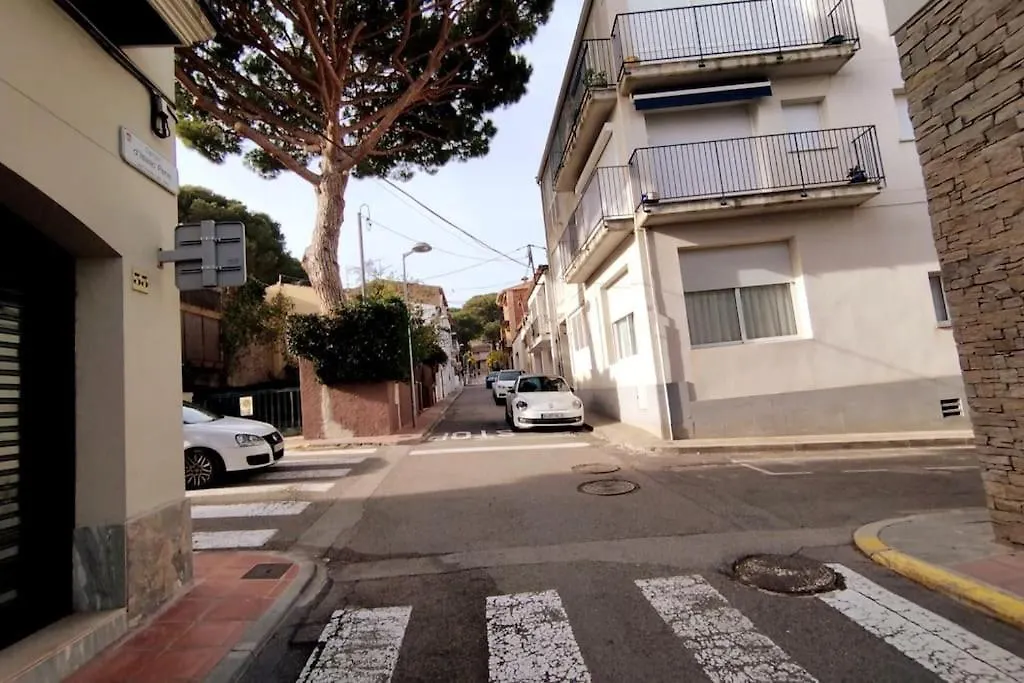 Peral 32 - Baix Amb Parquing Apartment Llafranc
